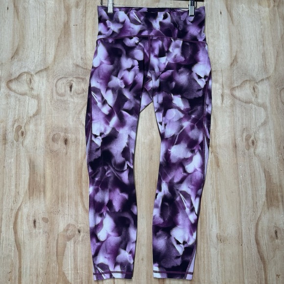 lululemon Wunder Under Crop *Hi-Rise Size 8 in Beautiful Floral‎ Workout Casual - Picture 1 of 6